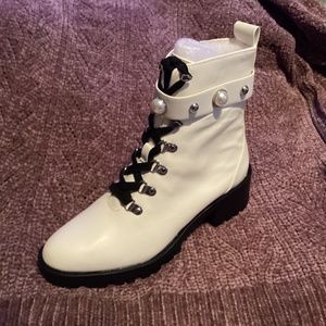 Karl Lagerfeld Leather Perry Pearl Lug Sole Ankle Boots Size 8.5  NWT